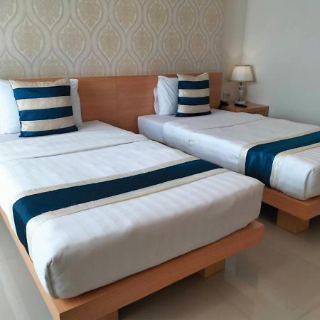 Icheck Inn Central Patong Экстерьер фото